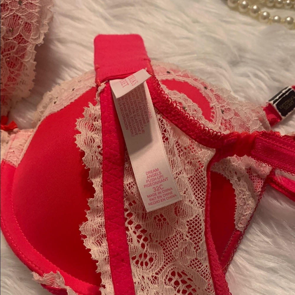 Elegant Pink Lace Bra